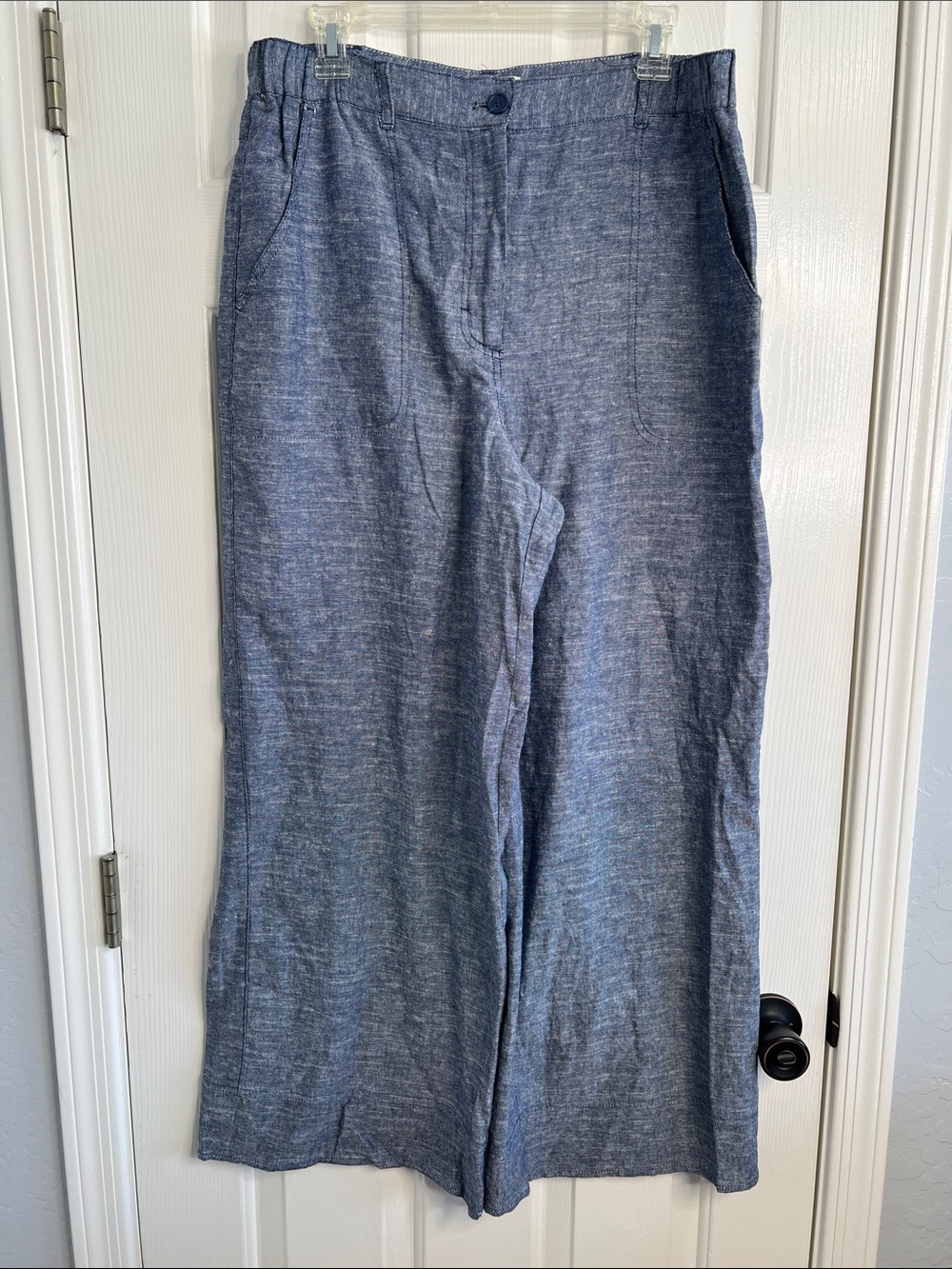 Max Studio London blue linen blend wide leg cropped pants fits large